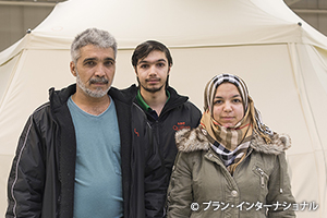 写真：シリアからの難民の家族
