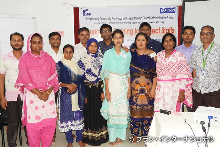 写真：パートナー団体を対象とした研修の参加者（バングラデシュ）